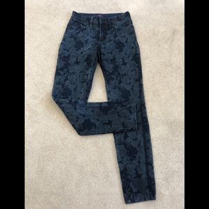 NYDJ legging. Print sz 2